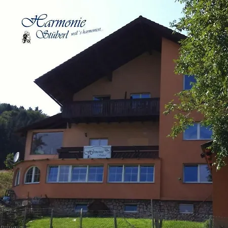 Harmonie Stueberl 3*